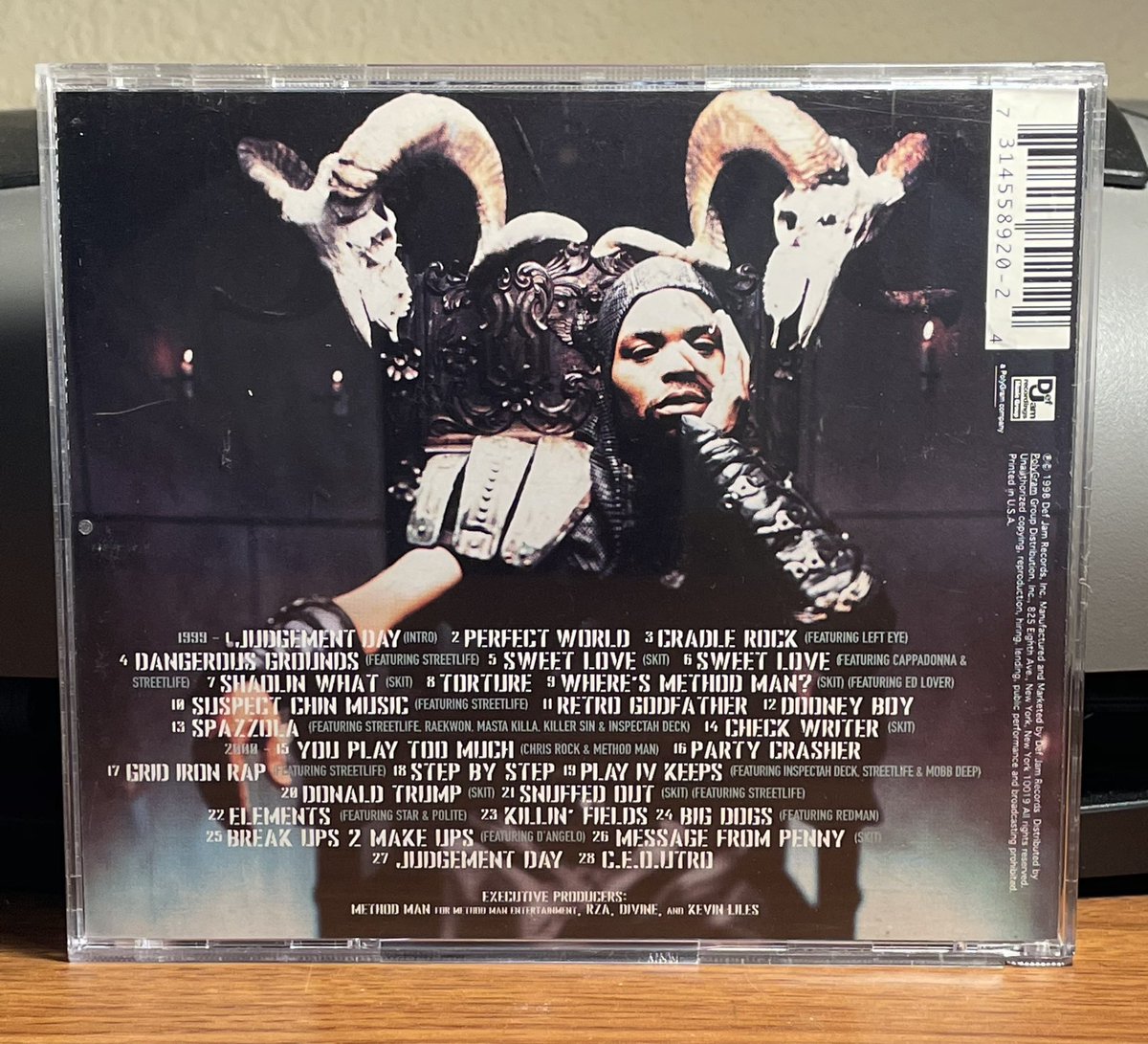 HipHopandGames's tweet image. On this day in 1998, @methodman released his second solo album Tical 2000: Judgement Day. This is my favorite Mef album despite that it has too much damn tracks especially with the skits lol. What’s your favorite track? #methodman #tical2000judgementday 🔥💯💎💿