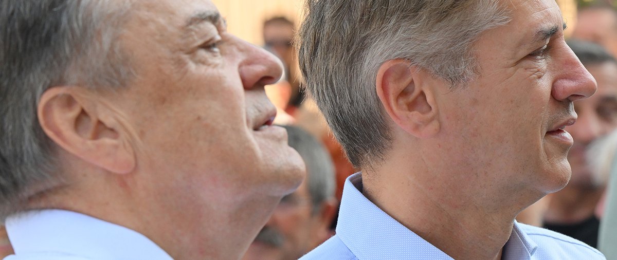 ➡️➡️ Viri hkrati pravijo, da tja prihajata tudi Tina Gaber Golob, logično, in - pozor - Urška Klakočar Zupančič, predsednica <a href="/Drzavnizbor/">Državni zbor</a>. Kar je, glede na njune odnose z Golobom, precej manj logično ...