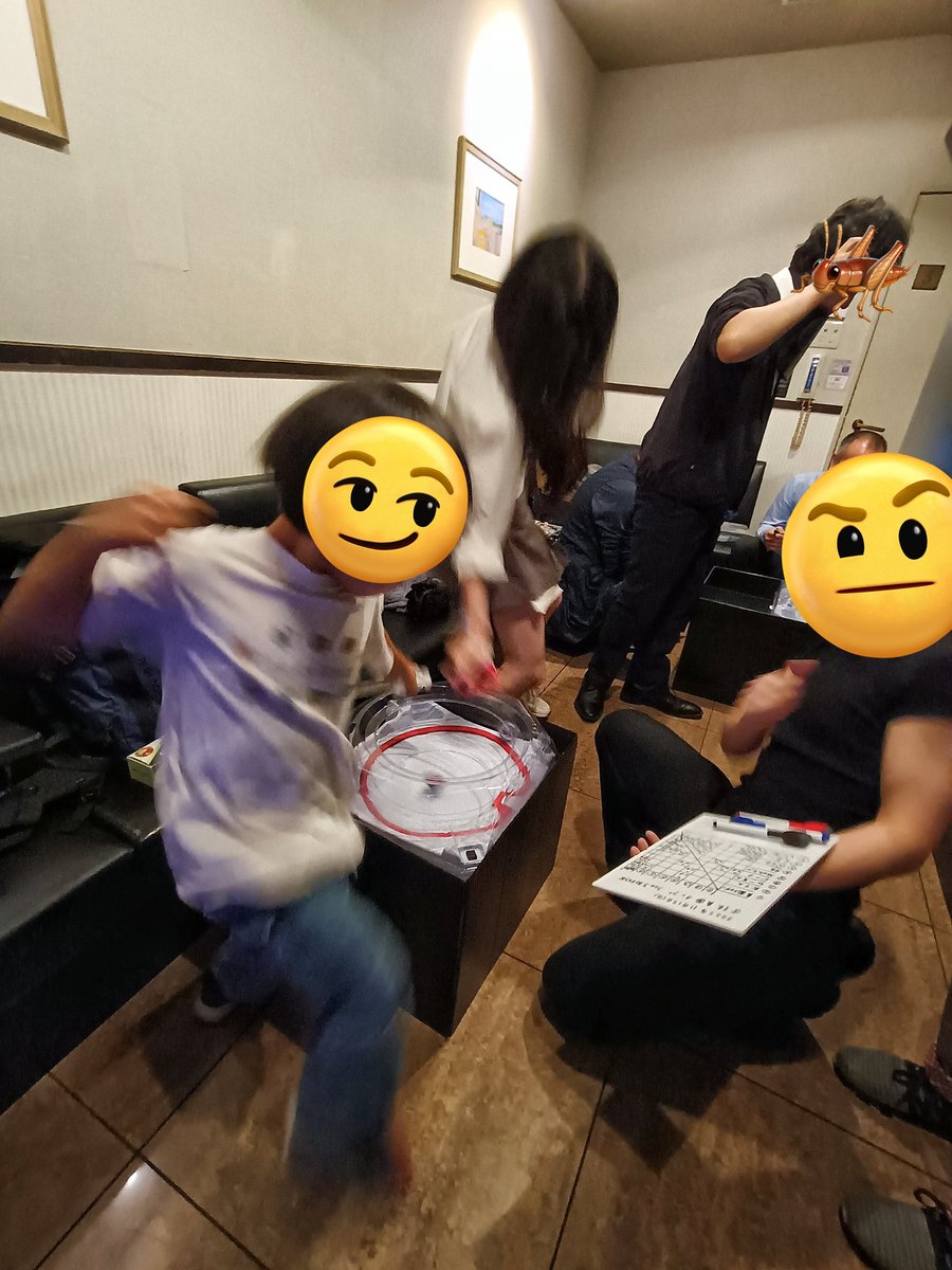 昨日、息子(6歳)がはじめてのカラオケに行ったのですが、カラオケと言う言葉を間違えて覚えていないか心配です…🤭