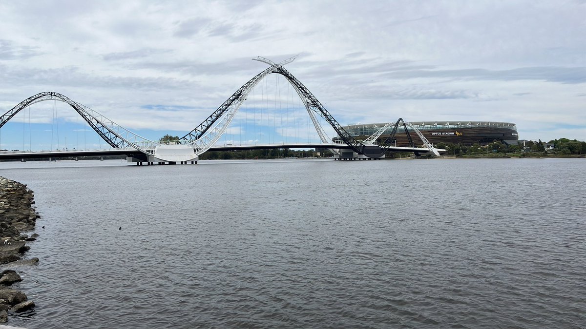 The calm before the #Ashes kicks off in 3 days. Absolute joy watching the temporary event staff doing fine at looking busy while achieving not much at all. But what a stadium 🏏🏏🏏 <a href="/OptusStadium/">OptusStadium</a>