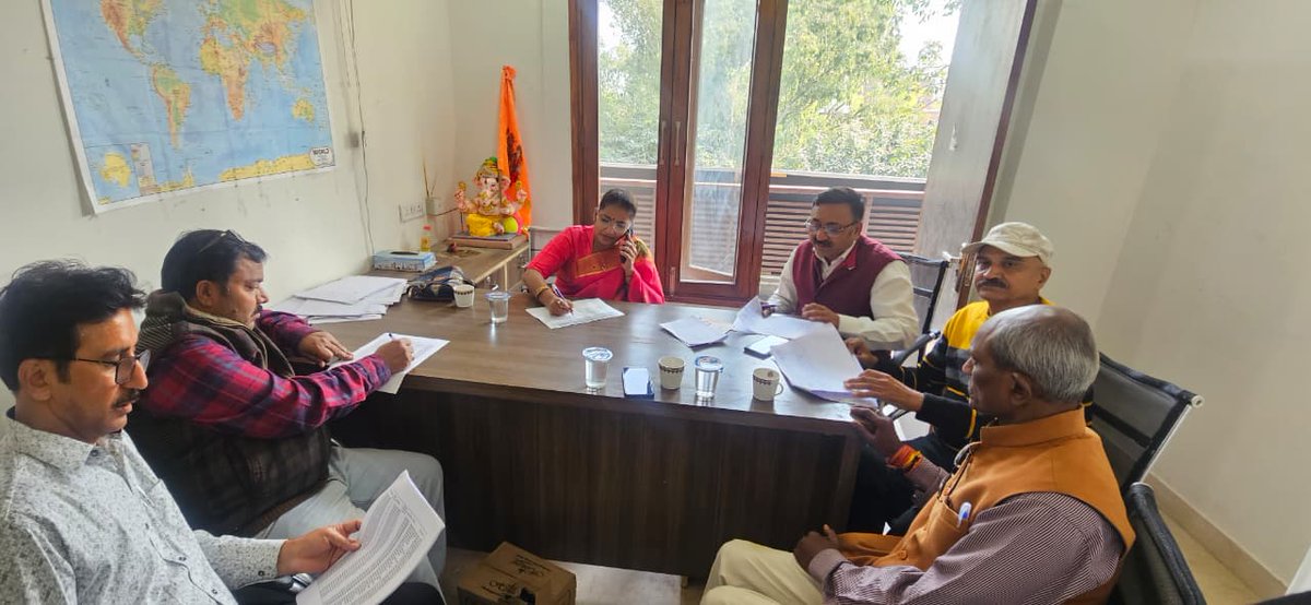 advolokesh's tweet image. बीते दिनों दिल्ली उपचुनावों के लिए बने भारतीय जनता पार्टी के वॉर रूम से फ़ोन के माध्यम से जनता से जुड़कर जमीनी समस्याएँ समझीं और समाधान के लिए वरिष्ठ नेताओं संग चर्चा की।
#namoagain #bjp4development #bjp4india #bjp4delhi #rekhagupta #cmdelhi #दिल्ली_उपचुनाव