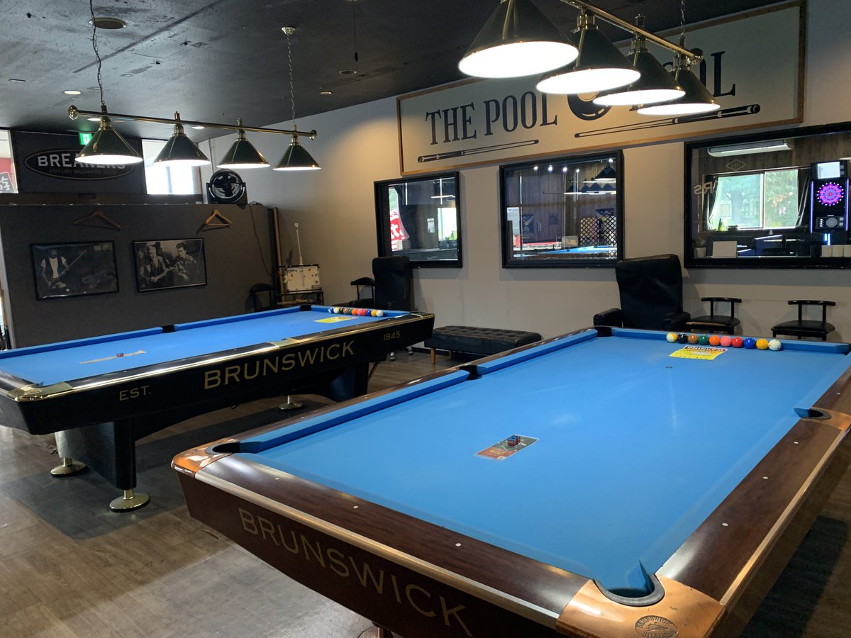 Jiqoo_Abiko's tweet image. オープンしました！
ビリヤード、ダーツ共に空きありです！
カラオケやドリンクバーもございますので、是非お立ち寄りください！

#ビリヤード #ダーツ #カラオケ #我孫子