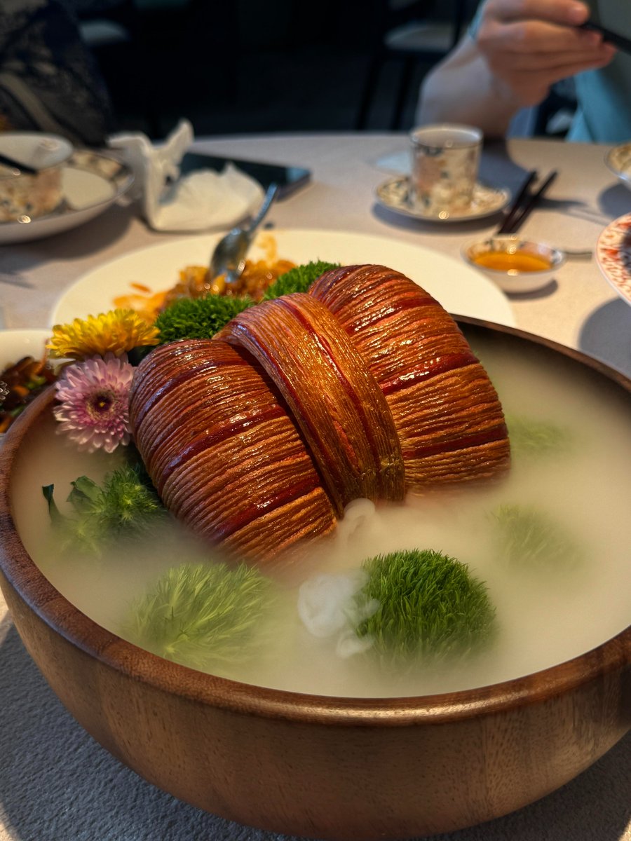 essendhet's tweet image. 