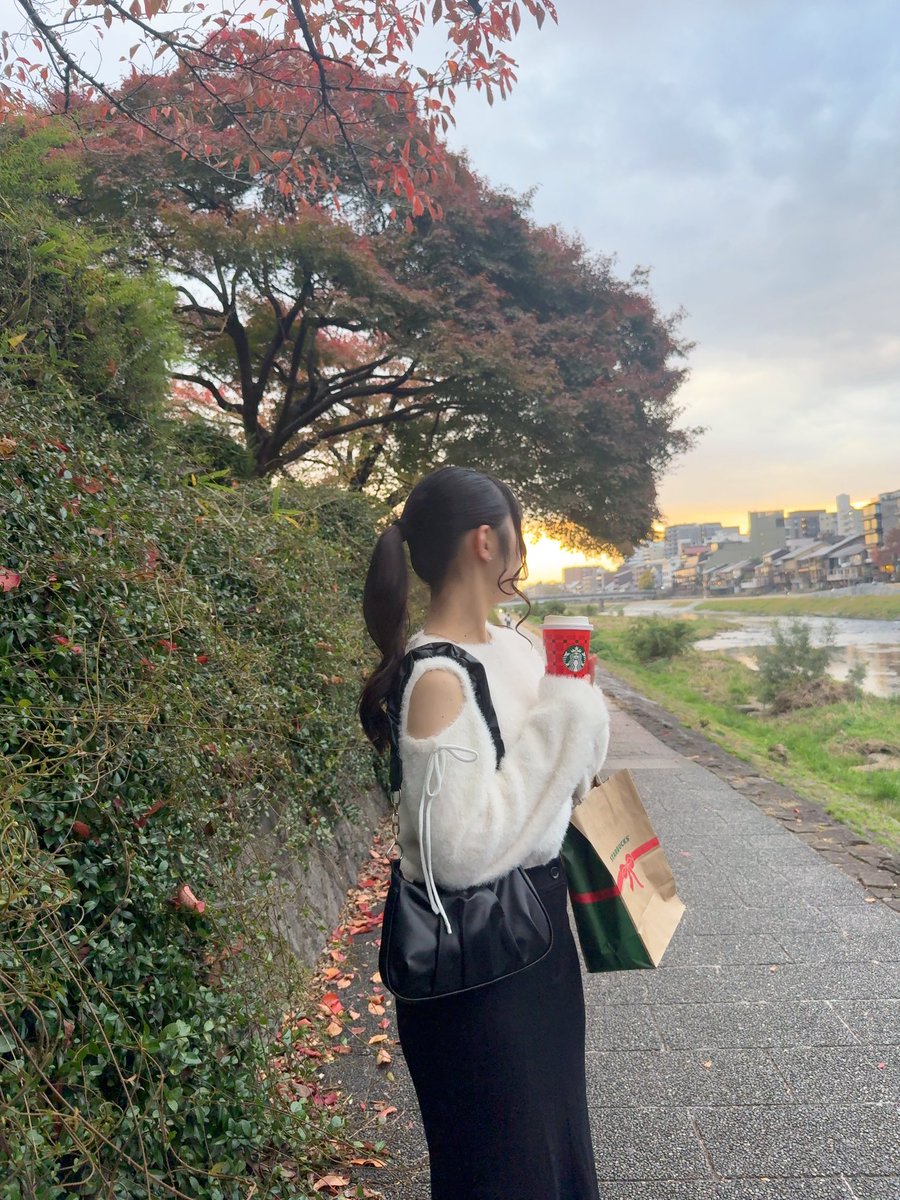 Fuyu01_22's tweet photo. 秋が一番好き🍁 https://t.co/vH7pmCmliM