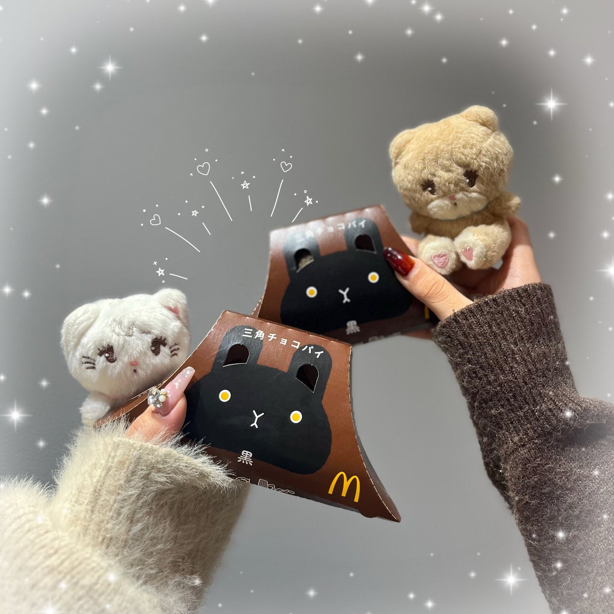 SHIBUYA109NET's tweet image. 今日のおやつはみんなで三角チョコパイ🤎

流行りの冷凍アレンジをしたよ~.ᐟ.ᐟ

#109編集部の日常 #三角チョコパイ