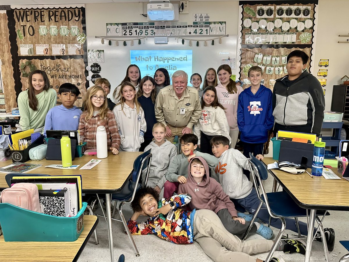 5th graders have been researching the mystery behind the disappearance of Amelia Earhart and supporting their theories with evidence. Today, Ric Gillespie, founder of TIGHAR and Amelia Earhart expert, came in to share what he knows really happened ✈️ 🔍 The kids LOVED it!