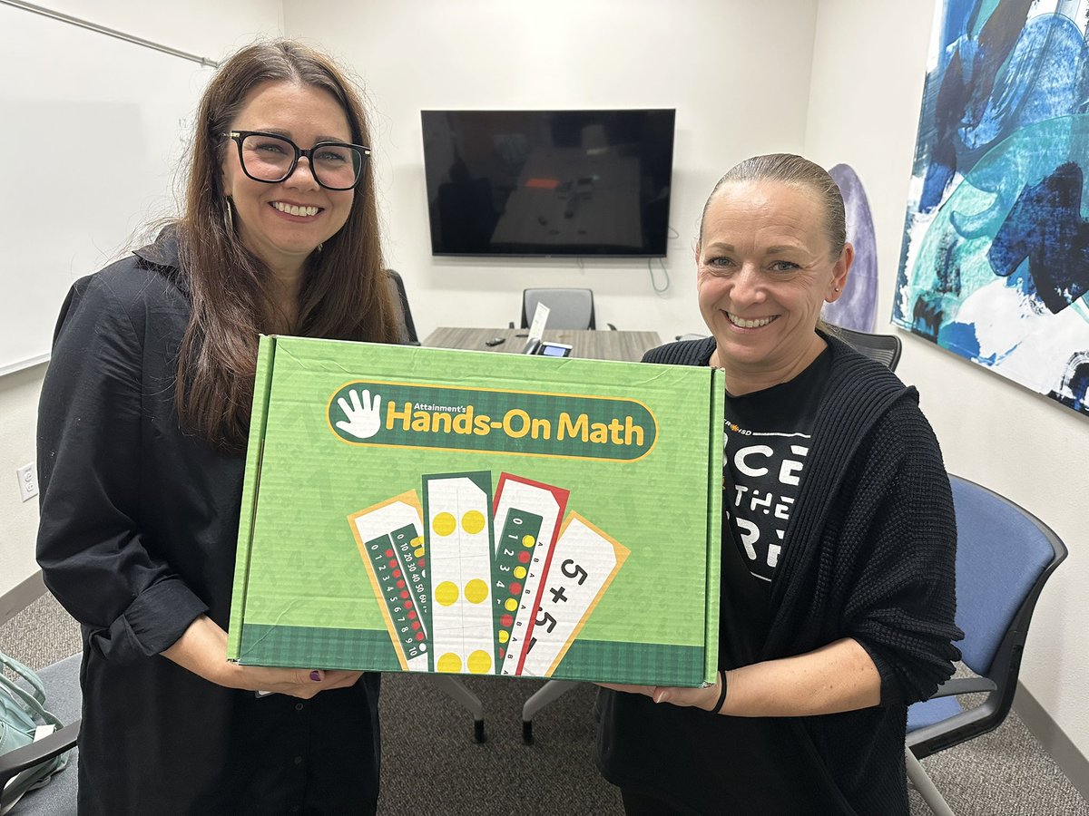 Lisa Robertson tweet media