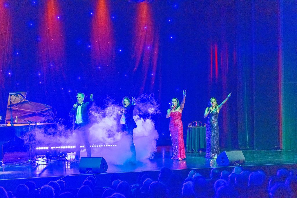 From Figaro to Phantom — the best of opera and Broadway performed by Pot-Pourri, Australia’s leading vocal ensemble.
6–7 Dec | Coffs Harbour Jetty Theatre
🎟️ jettytheatre.com/from-figaro-to…

#LiveMusic #Opera #Broadway