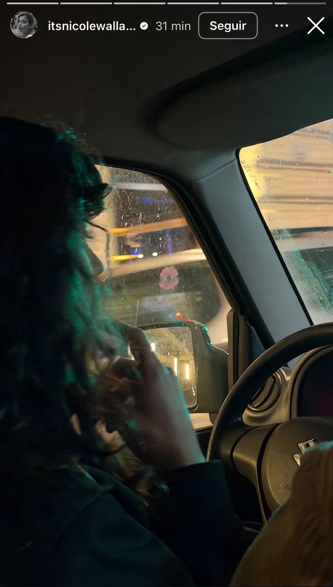 sweetspenx's tweet image. NICOLLE E ASHA JUNTAS AAAA