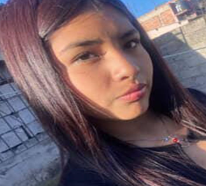 desaparecidaorg's tweet photo. Luz Camila Rodríguez tiene 16 años, desapareció el 
17/11/25 en el Barrio Alto Comedero, San Salvador de Jujuy. Es delgada, altura 1, 64. Vestía: remera rosada, pantalón deportivo negro y zapatillas blancas. Por favor compartir y avisar #Urgente al☎️388-6828607, o 911

#Jujuy https://t.co/rzwIvi82QX