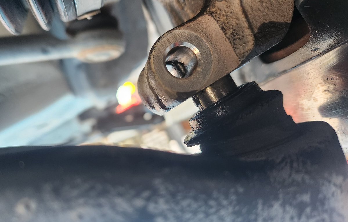 yae_shinryou_jo's tweet image. ノートで使用
ちゃんとフィットしてくれて左右ノーハンマーでいけました🥹