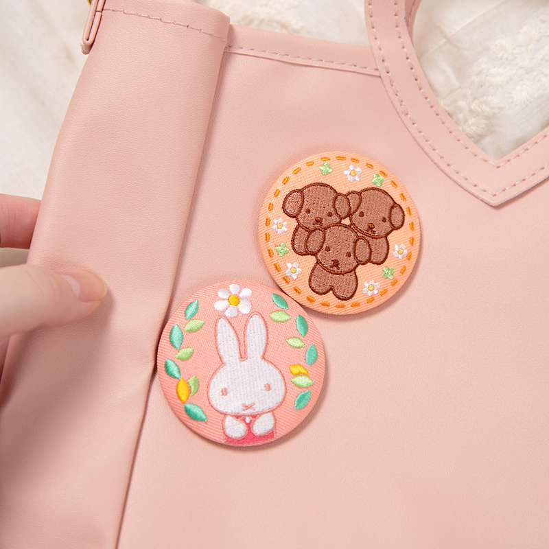 11月23日(日)一斉発売！】 ミッフィーの可愛い刺繍ブローチ