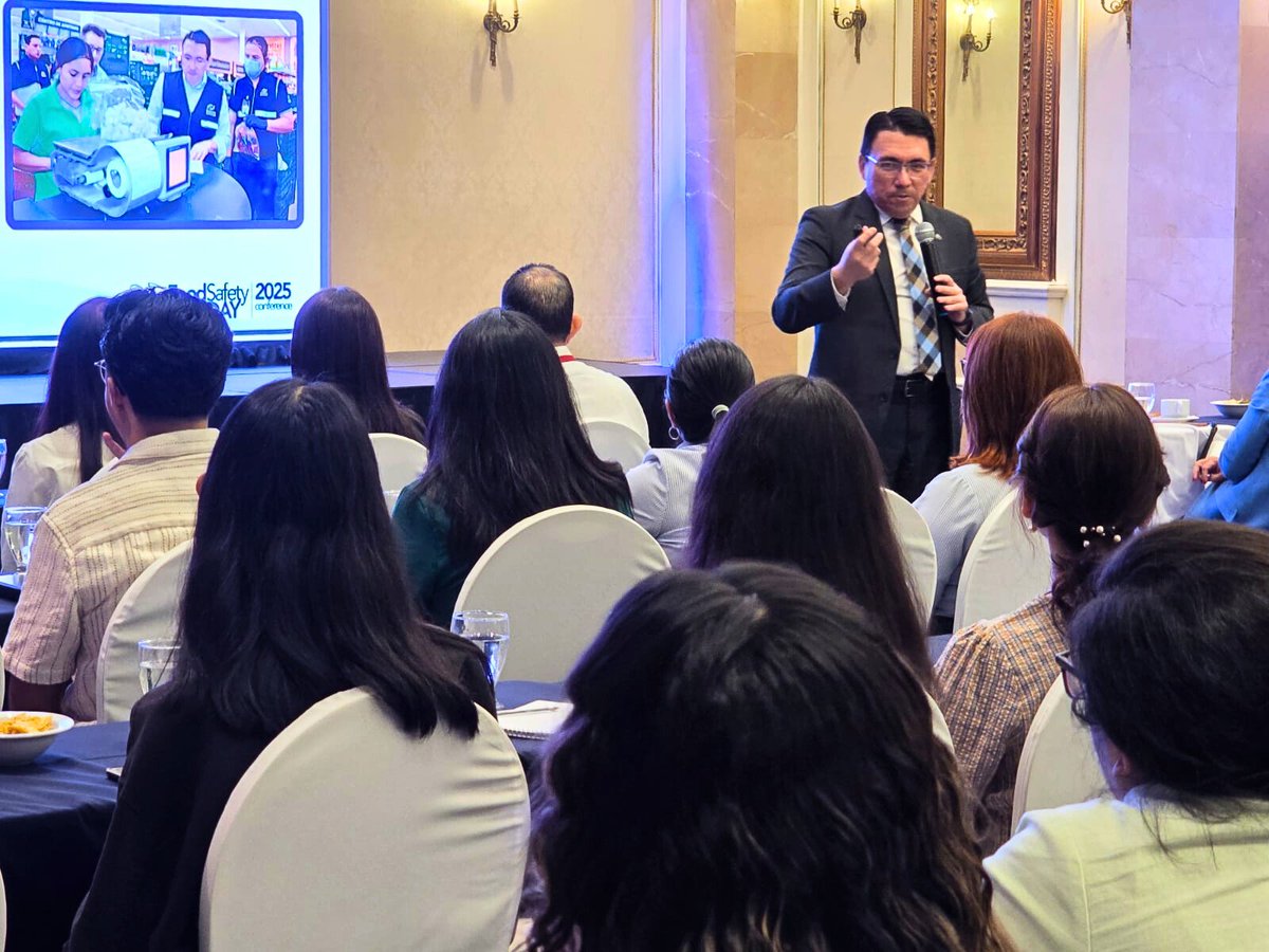 Me complace haber participado como ponente en la Conferencia: "Food Safety Day 2025", organizado por AHK | Cámara Alemana Salvadoreña de Comercio e Industria (<a href="/ahk_sv/">Cámara Alemana-Salvadoreña de Comercio e Industria</a>), con la participación de proveedores del mercado de alimentos en El Salvador. 
<a href="/klauskarla/">karla klaus 🇩🇪🇸🇻</a>