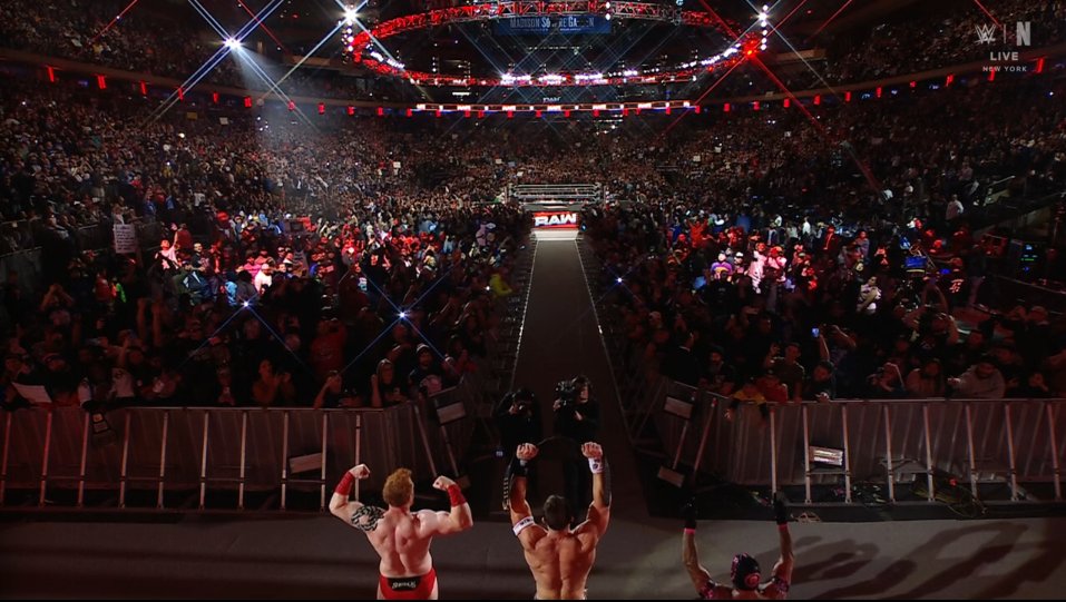 JOHN CENA
SHEAMUS
REY MYSTERIO

#WWERAW