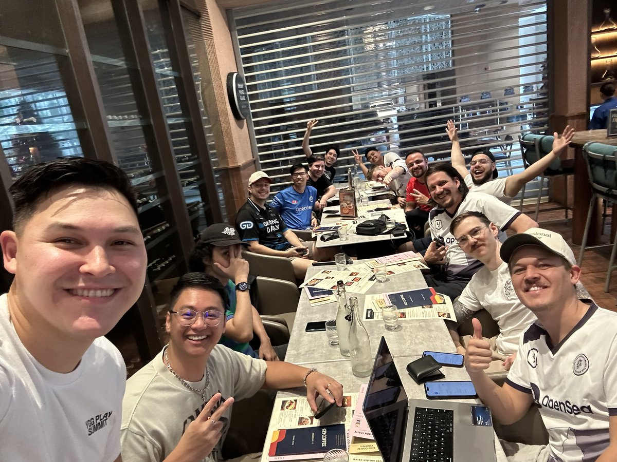 iceyyy_gaming's tweet image. Day 2 in Manila 

@YGGPlaySummit | @WolvesDAO