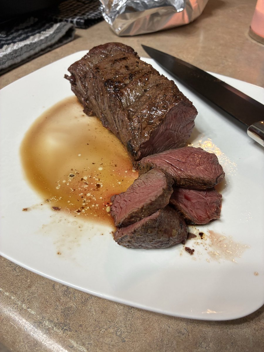 Tis the season for a nice lean venison salad. Seared it in the cast iron the finished on the smoker because it’s still prime grilling season! 🦌 <a href="/WarriorsCoachK/">Dustin Kronhofman</a> <a href="/NoahFisher96/">Noah Fisher</a>