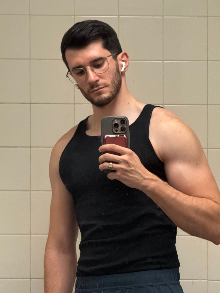 Agustín tweet media