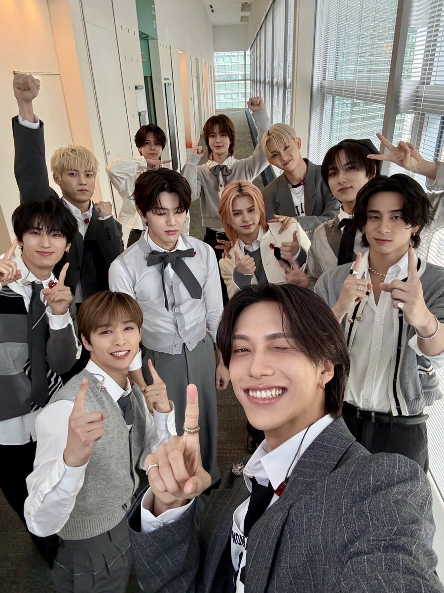 ntv_DayDay's tweet image. ／
【#新潟寝顔INI_DayDay】で
目指せトレンド1位🥇
＼
結果は… みごと1⃣位👏🏻🎉

みなさんのおかげです🥹
ご参加ありがとうございました✨

@ntv_DayDay をフォロー✅
【#新潟寝顔INI_DayDay】で
どしどし投稿してください💬🙏

#DayDay @official__INI