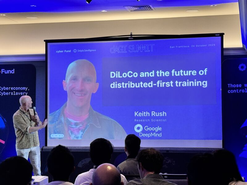 junfanzhu98's tweet image. dAGI Summit 2025 (Morning) — Frontier of #RL, #Multi-Agent Orchestration &amp;amp; #Distributed-First Training
RL is becoming architectural supervision, not post-hoc reward shaping.
Agent orchestration now demands observability + memory control.
👉🏻 linkedin.com/posts/junfan-z…