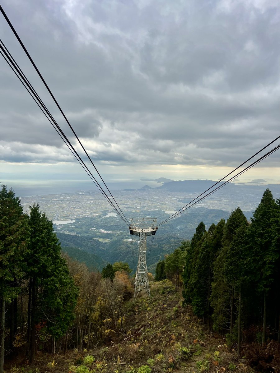 chacopenkali's tweet photo. 雲辺寺���た。
寒すぎ https://t.co/hn1jN2NQHf
