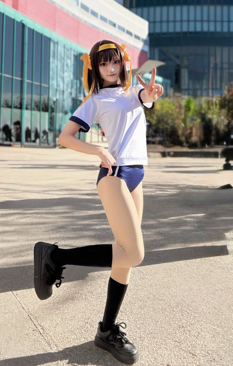 【涼宮ハルヒの憂鬱】※cos

おはよー☀️
ハルヒスタイルな写真✌️

 #アコスタACT