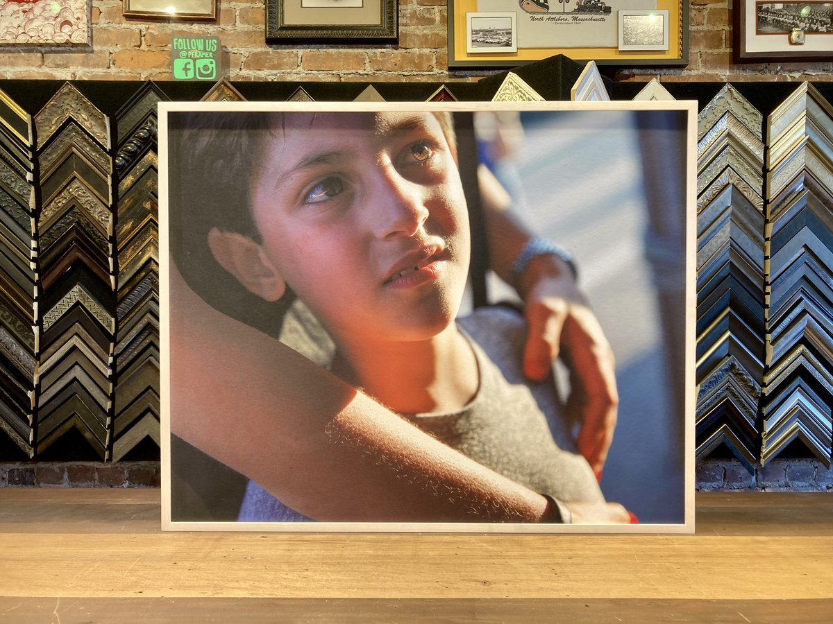 pframer's tweet photo. Very cool photo by @joshuadeaner framed in our half inch by inch and a half maple with splines and backing strainer. A classic, natural beauty. 

#custompictureframing #mapleframe #splines #backingstrainer #strainer https://t.co/fndPCzXxwA