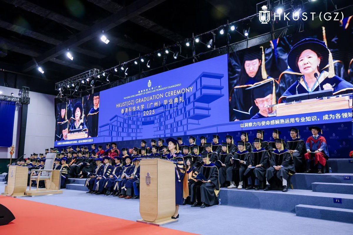 KommanderRaven's tweet image. 🎓 2025 Graduation Ceremony at HKUST (Guangzhou), China — powered by Kystar Kommander T3 Media Server, ensuring smooth visuals and flawless performance.
 #Kystar #LED #controlsystem #Kommander #T3 #MediaServer #China