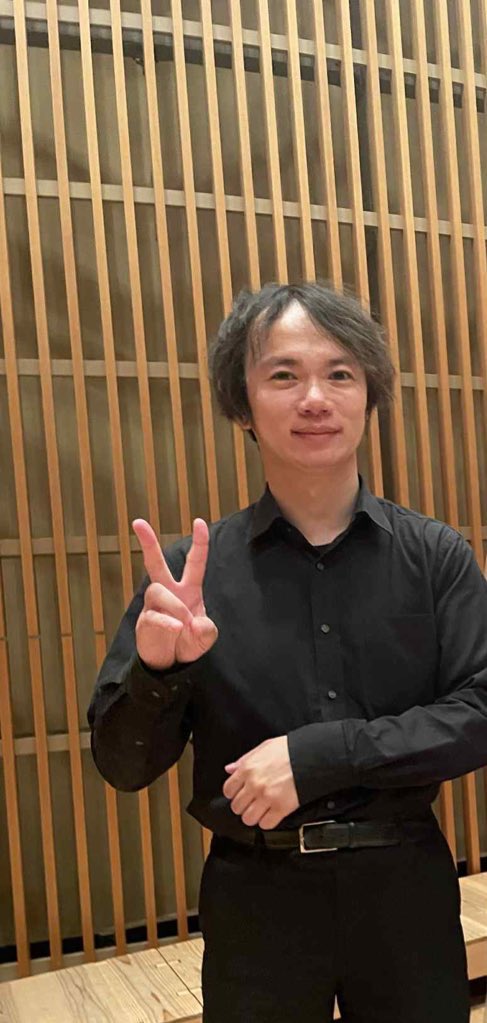 おはよしだ✨
今日も最高の1日を楽しみましょう😊
#コロム　#吉田真仰　#ピアノ