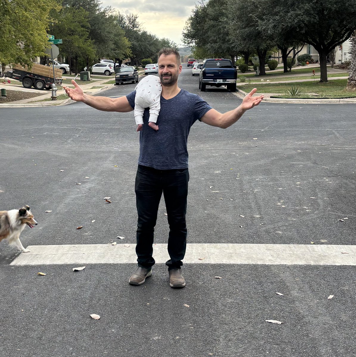 Motherhood is my single greatest joy I have ever experienced
It is real, pure, &amp; true love, abundantly
It requires emotional regulation to enjoy fully
It’s a lot of hard work w innumerable surprises &amp; payoffs

Impossible to feel all this w/o my loving man
Beyond grateful🥲