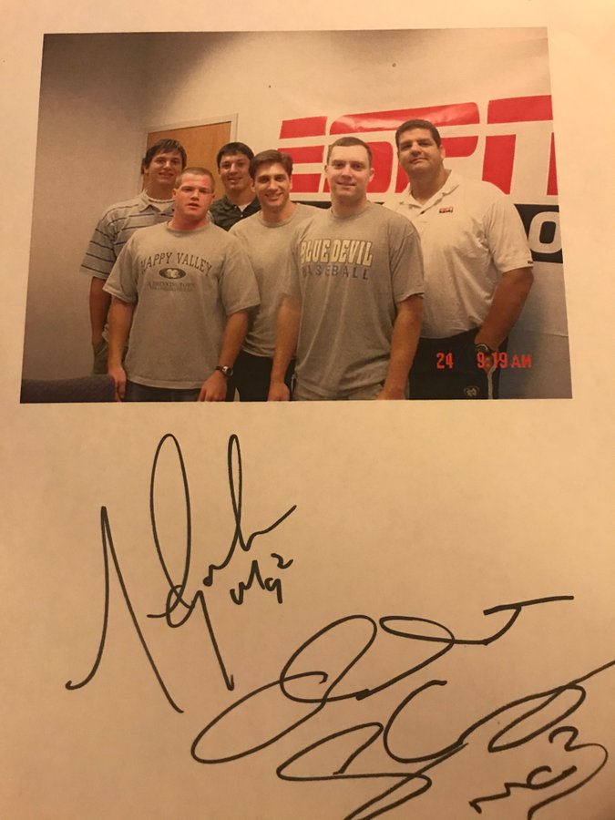 ChWalker_8's tweet photo. @ndmom Spent the day on campus in 2003 with my 2 brothers-in-laws and best friend.  Great day, lots of laughs. https://t.co/m4xPDnd5dQ
