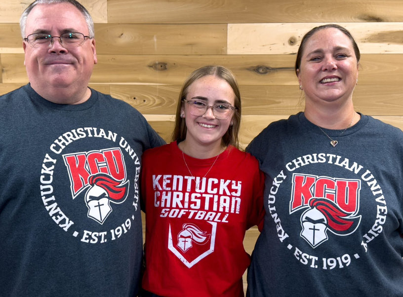 dqsoftball3's tweet image. Officially official! ✍️❤️ @GoKnightsSB @TNELITE2026 @CoachMike_FCS @LadyCommanderSB @NCSACoachDaily