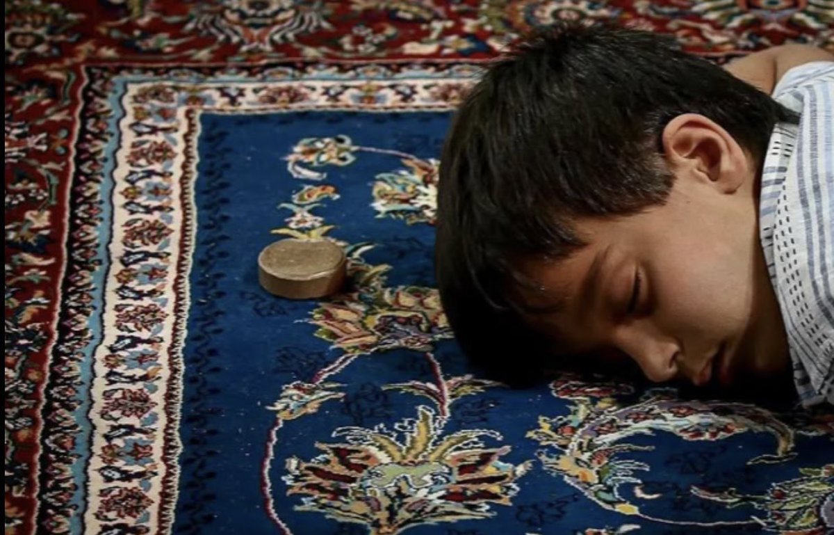 يَا مَنْ أَرْقَدَنِي فِي مِهَادٍ أَمْنِهِ وَأَمَانِهِ