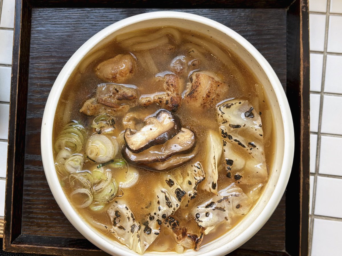 cin_n4's tweet image. 📍요미우돈교자 서면점 

면이 엄청 쫄깃하고 튀김도 맛있었음! 
서면 갈 일 생기면 또 먹을 것 같다 *ᴗ ᴗ)⁾⁾♡