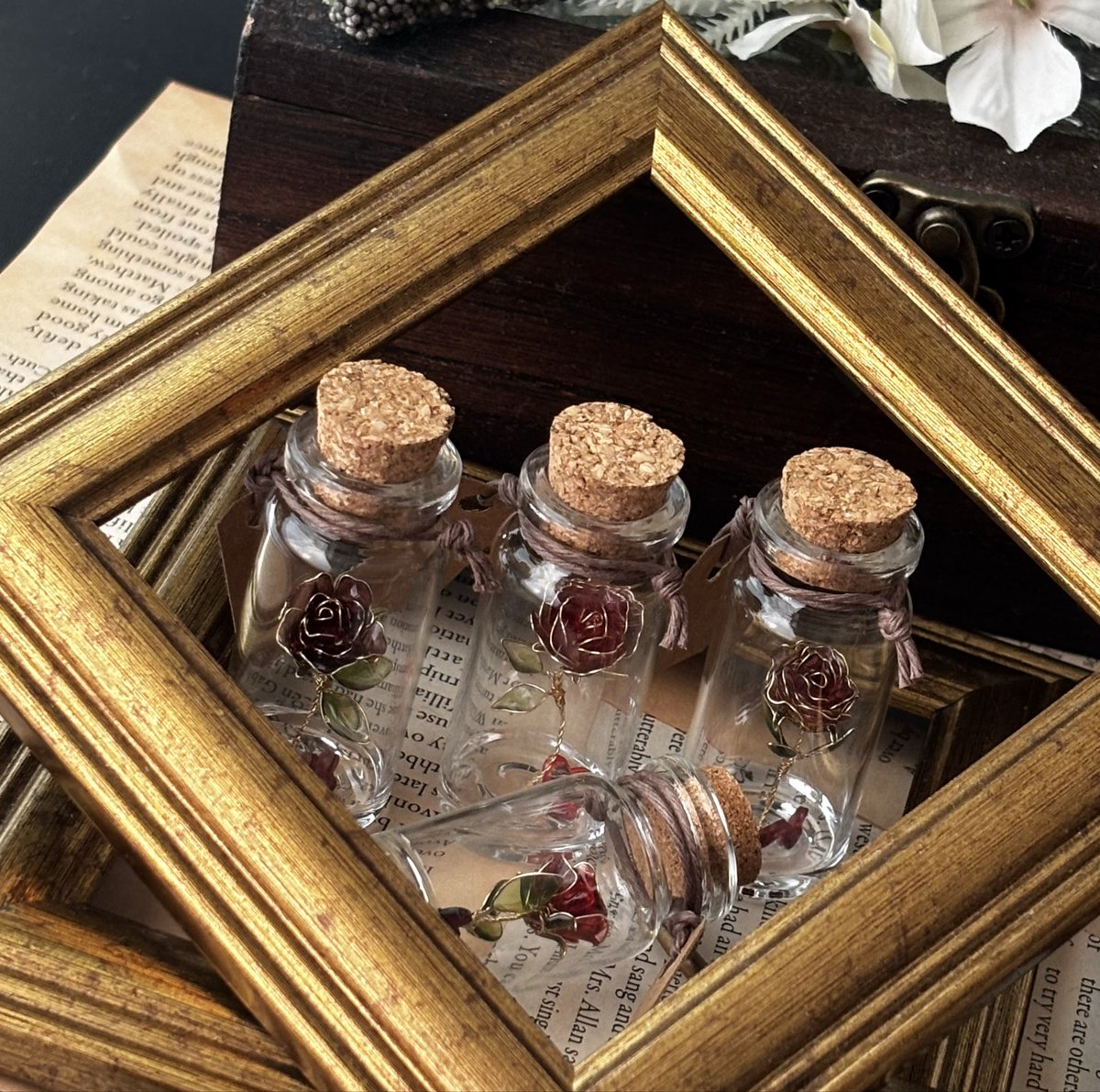 祝13周年＠Lupopo_cafe様⟡.·

 #デザフェス62 初出展の当店
皆々様との出会いに感謝申し上げます！

作品が品薄状態ですが  #minne にて
#デザフェス後夜祭 
（Xにてお知らせ･月末予定です(,,. .,, )
年内は委託先様･minne様での販売です⟡.·

亀さんの歩ですが今後とも宜しくお願い致します♬