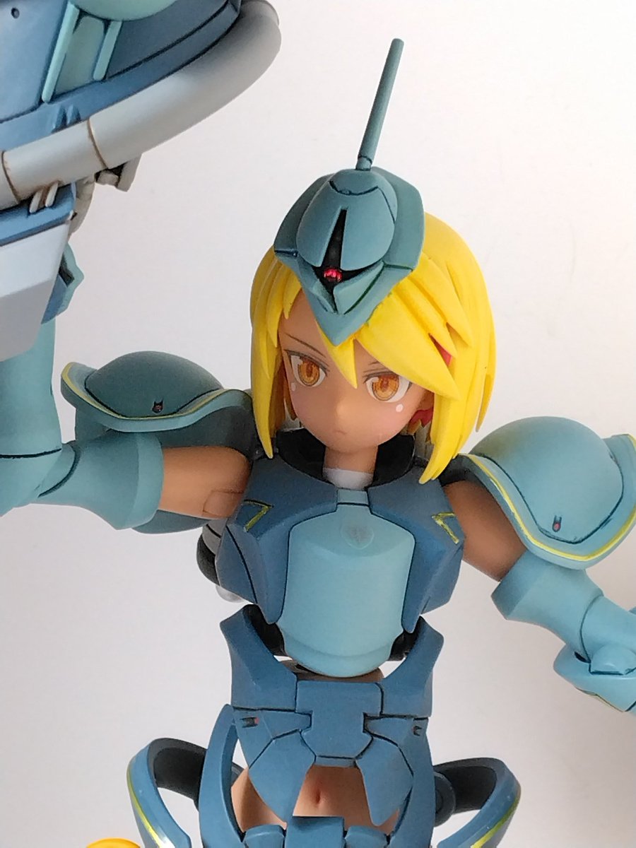 Dobadoooba's tweet image. #MS少女
#30MS
#ガンプラ
自然光で撮影～
元々のギャンが関節ガッチリだからぶん回しても自立するのな