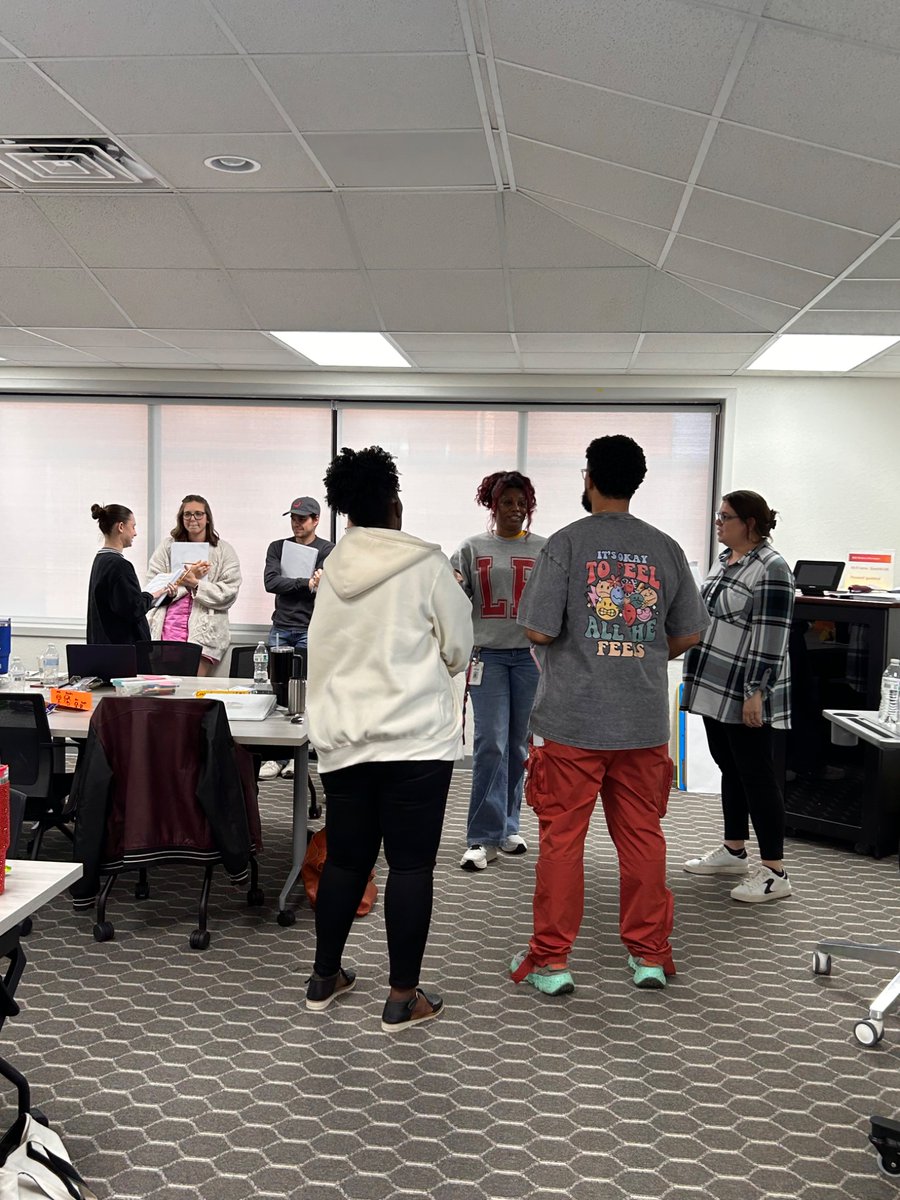 Belton ISD New Teachers started the day with a <a href="/lead4ward/">lead4ward</a> new teacher November treat and their learning, ideas, and contributions were a treat for us all! 
Great third day of learning together! Looking forward to our days together in the spring📗✨🎉