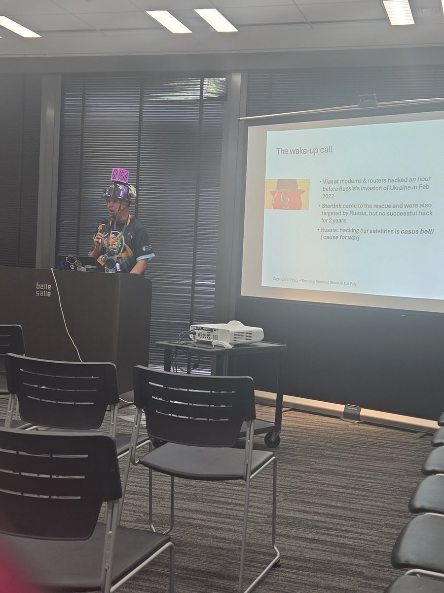 jess_gulick's tweet image. Ironic..I am in Tokyo at #Codeblue learning about space hacks for US. Cool stuff.