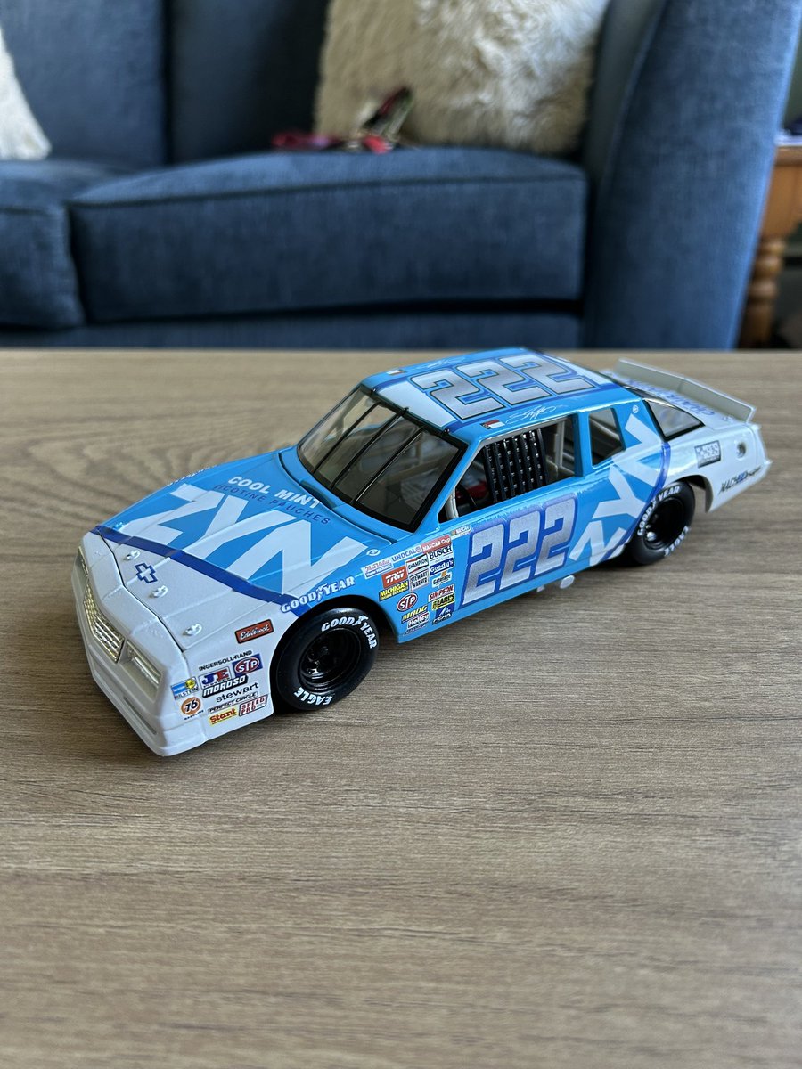 gilbie28's tweet photo. MOOONNNNCAARRRR @mooncarlive @itsmoonhead #SeanRafferty #Mach5Designs #BEEEEEEF #GreatestShowInSimRacing https://t.co/ba2x8fIQ18