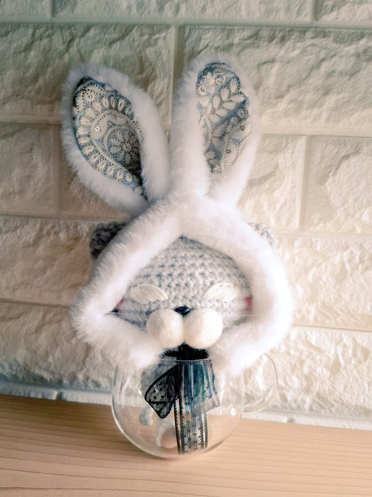 naho2142's tweet image. 『みんなでシェア☆企画展vol.166』
@Lupopo_cafe 様企画展13周年おめでとうございます🥳👏🎉

かぎ針編みでオリジナルの猫のあみぐるみを編んでいますฅ(´꒳ `ฅ)ꪆ✨
現在はうさ耳帽子を被ったヴァプちゃん推し🤍
どうぞよろしくお願いいたします(⋆ᴗ͈ˬᴗ͈)”

委託先
@Mimy3329 様
@Caramel_Cube 様