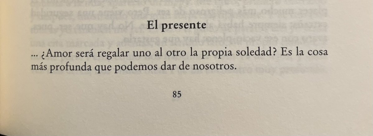 somos_poesia_'s tweet image. Clarice Lispector 🖤