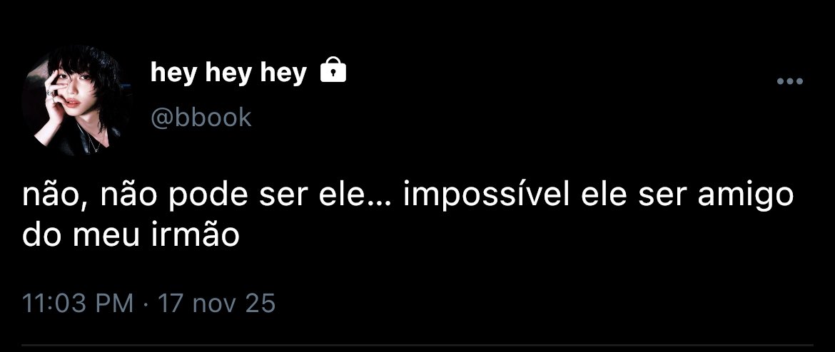 koullix's tweet photo. #hyunlix au - Flashback

Hyunjin volta de viagem e decide sair com seus amigos para não pensar em um certo loirinho, só não esperava ter uma surpresa.

Ao chegar, descobre que seu caso de uma noite é o irmão do namorado de seu melhor amigo. E que ele não é mais loirinho. https://t.co/QPxZmwqTDe