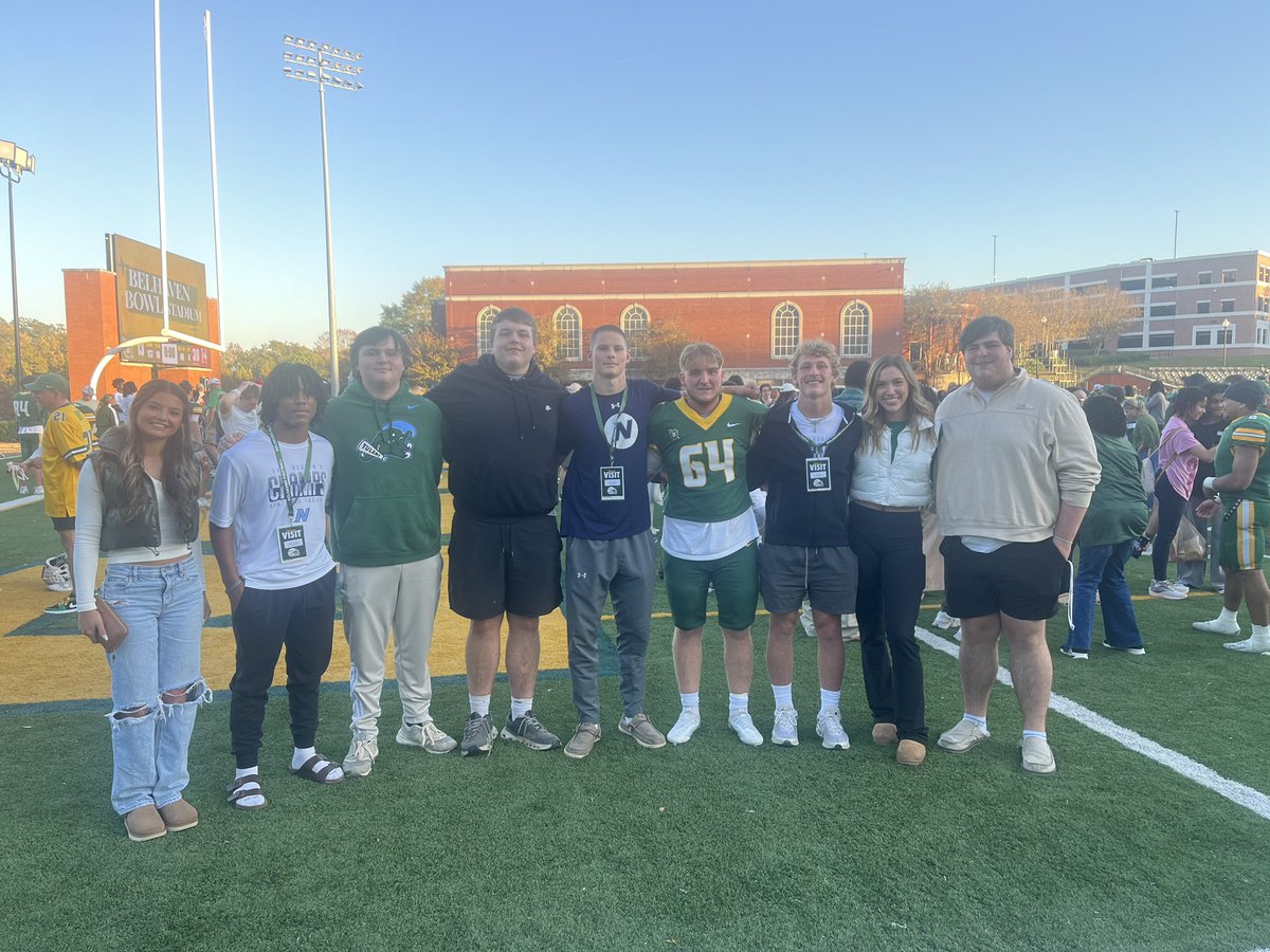 Had a great time visiting Belhaven University this saturday. Great atmosphere and got to see some of the guys! <a href="/MAsagunla/">Mayowa Asagunla</a> <a href="/itzjj_uno/">JJ Case</a> <a href="/RjonesCoach/">Robbie Jones</a>