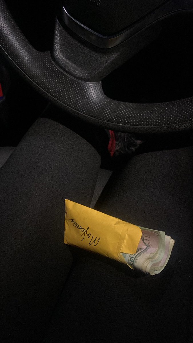 1malaysiaa's tweet image. cool little monday.. got cut early. &amp;amp; I don’t come back until friday. #tipout 💲💗