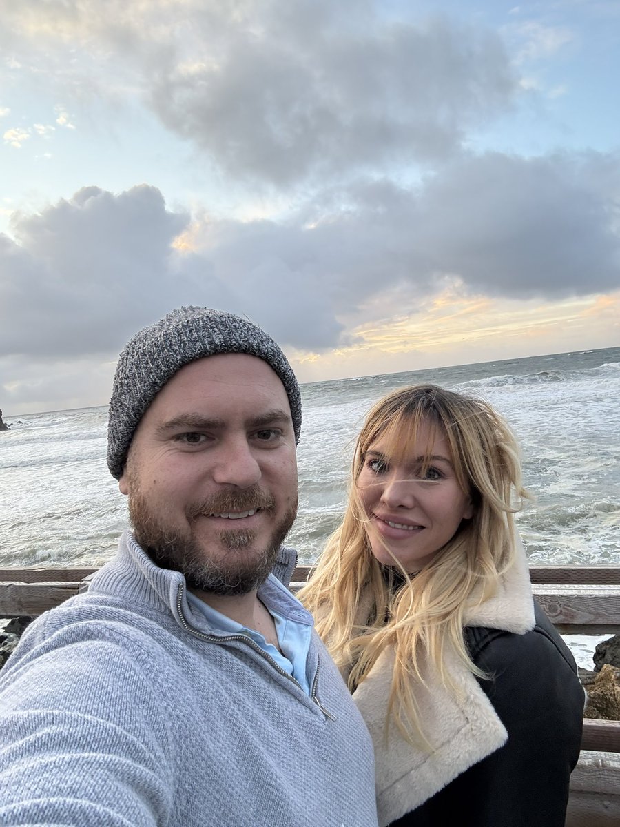 hightechdavid's tweet image. May I meet you? That’s what I said to meet my wife. She’s pregnant now. Goddamnit @BillAckman you ruined my bachelor life.