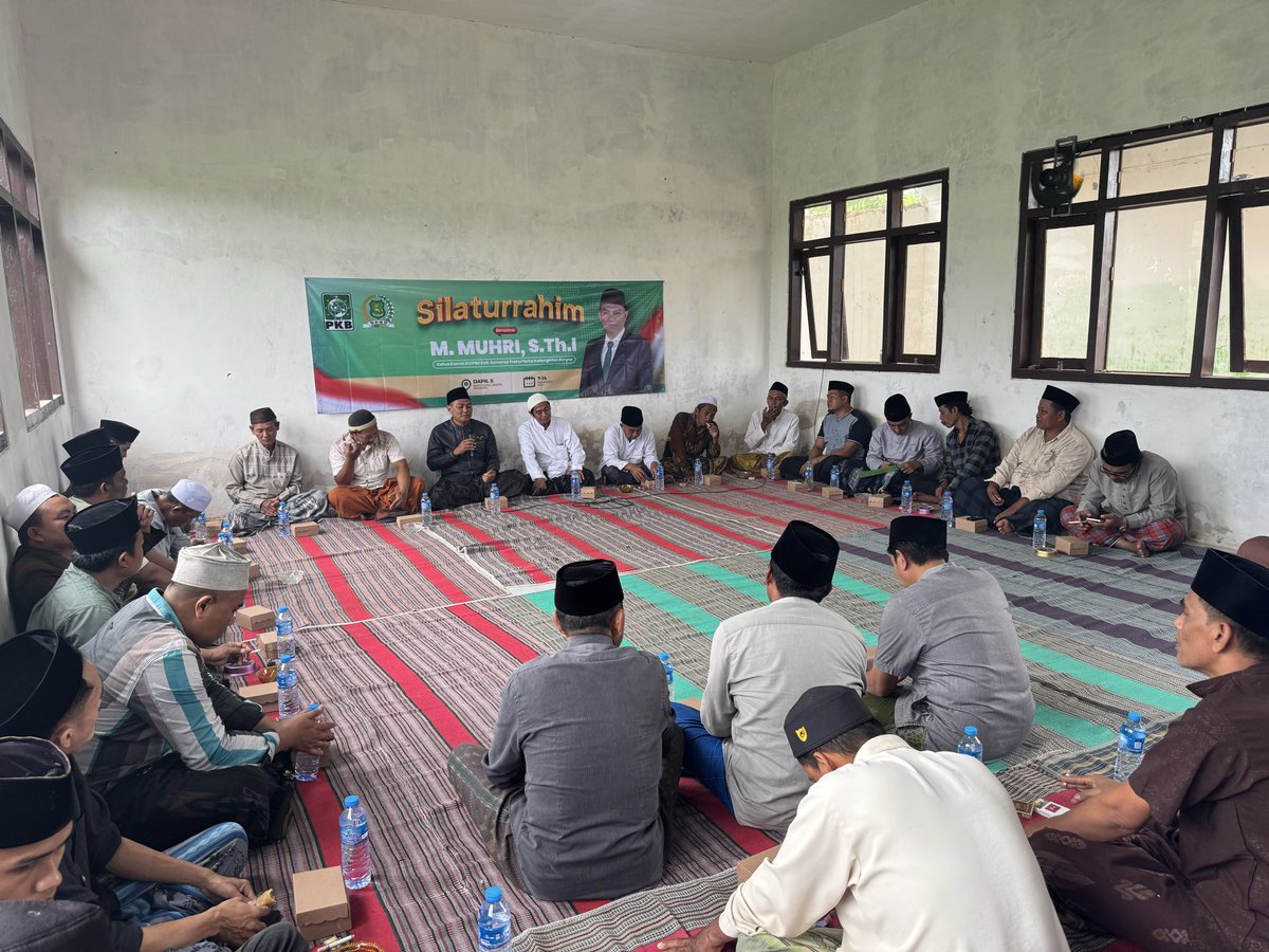 em_muhri tweet media