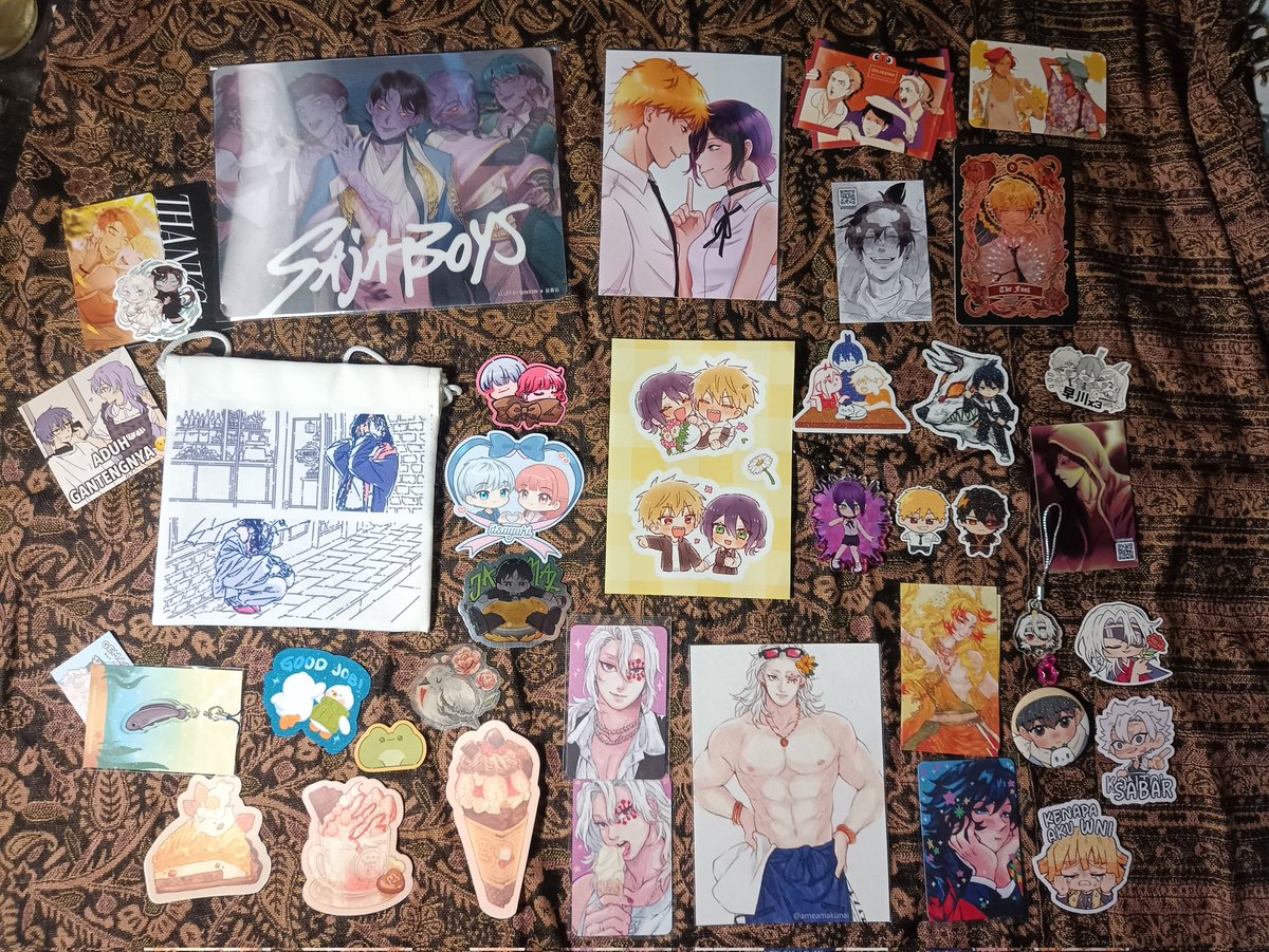 Otsufuro! Late cf21 haul! ✨
Sticker rentaro sm kaoruko nya absen dulu masih mau otw soalnya ke skip dipacking po order :') ada wishlist yg masi blom kecoret tp ini udah termasuk impulsif bgt tulung lah 😭😭 Coba tebak best buy nya yg mana??