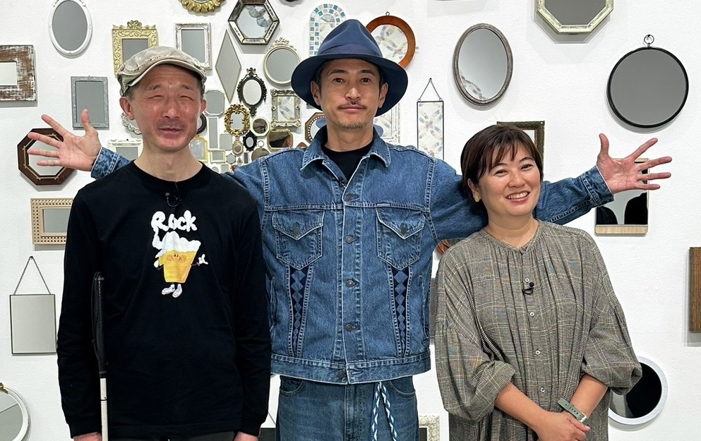 『目の見えない白鳥さんとアートを見にいく』の著者 #川内有緒 さんと、全盲の美術鑑賞者 #白鳥建二 さんが俳優の #窪塚洋介 さんとアート鑑賞！
「窪塚洋介、目の見えない白鳥さんと展覧会にいく」
NHKラジオ第１ 11月24日㈪22:05〜55
Eテレ「みるラジオ」11月28日㈮23:00〜
nhk.jp/p/rs/ZN7LX89NM…