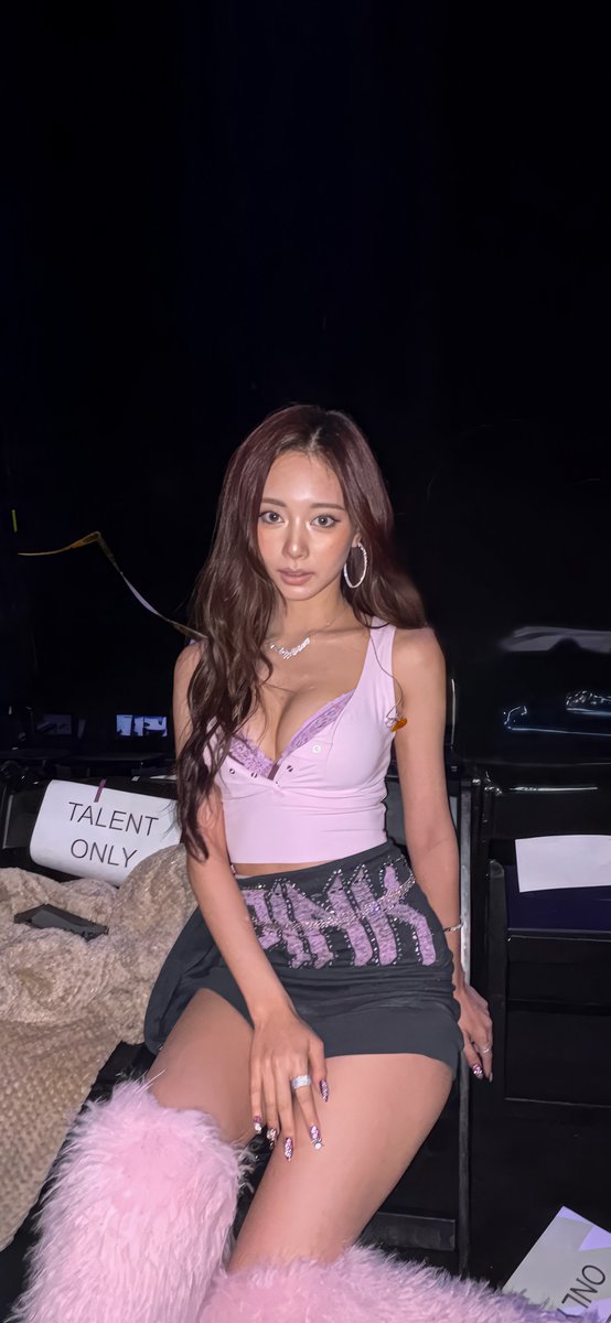 pogzilla tweet media