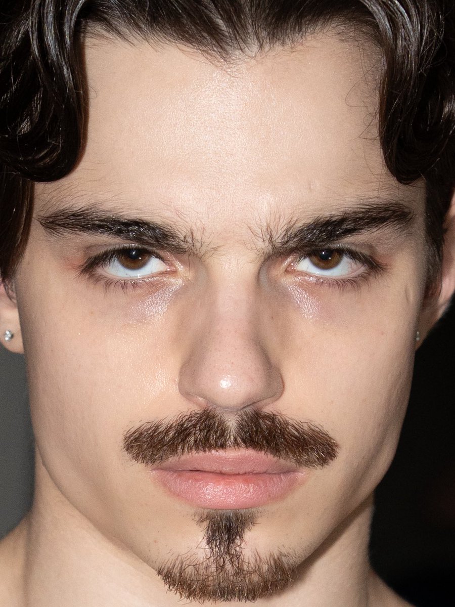 Silas Vow tweet media