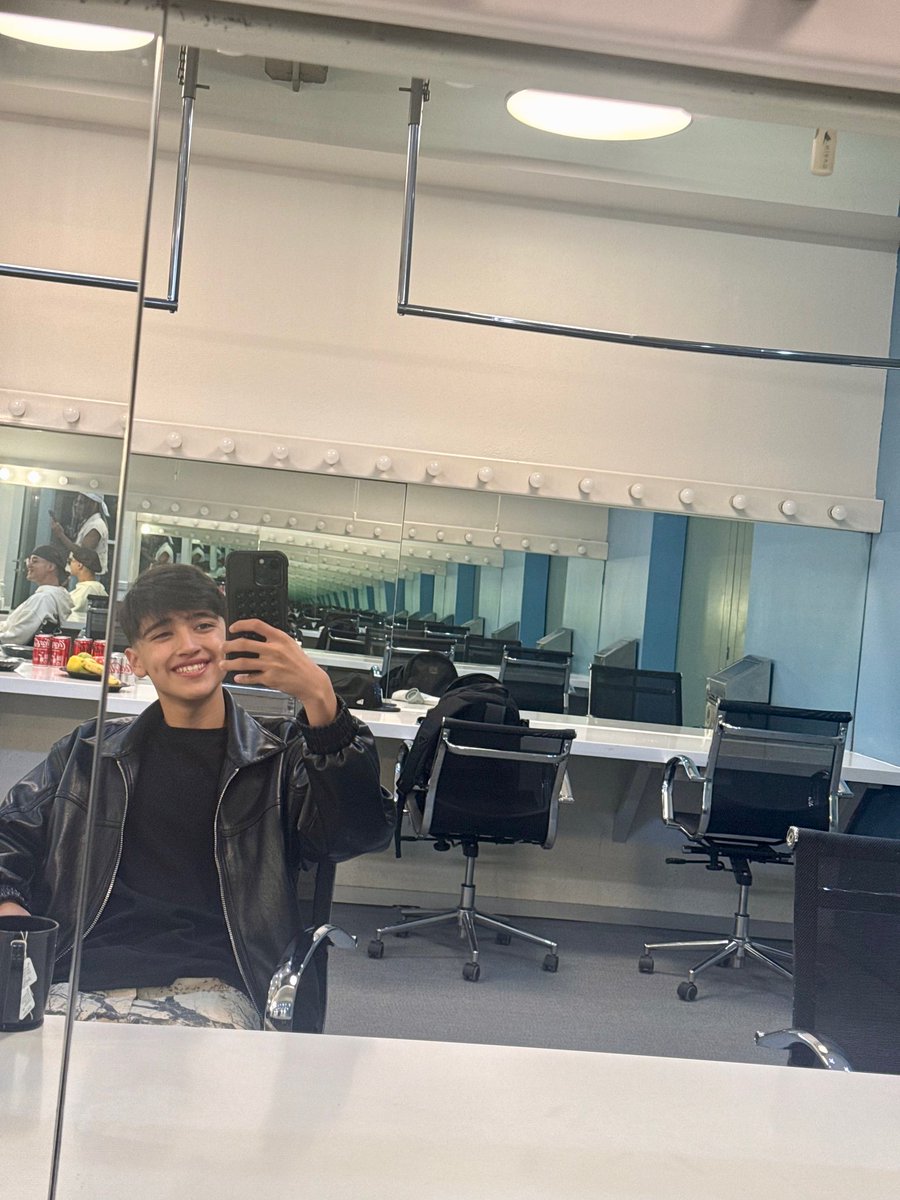 stbvupdates's tweet photo. 📝 [ #Kenneth Post ] 251117

"Que tengan una bonita semana, l@s quiero 💚"

@santos_bravos #SantosBravos https://t.co/SLUOH5P2WG